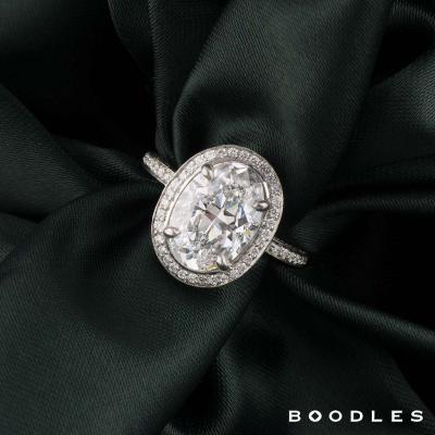 <p>Boodles Oval Cut Diamond Ring in Platinum 3.02ct D/VS2</p>

