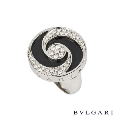 <p>Bvlgari Optical Illusion Diamond & Onyx Spinning Ring</p>
