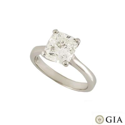 <p>18k White Gold Cushion Cut Diamond Ring 3.02ct G/VS1</p>
