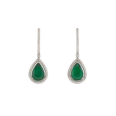 <p>18k White Gold Emerald and Diamond Drop Earrings 7.57ct</p>

