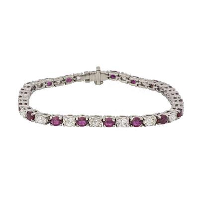 <p>18k White Gold Ruby and Diamond Line Bracelet</p>
