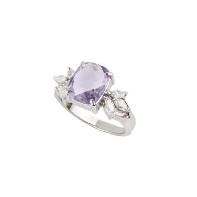 <p>18k White Gold Amethyst and Diamond Dress Ring</p>
