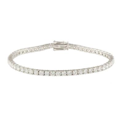 <p>White Gold Diamond Line Bracelet 5.61ct </p>
