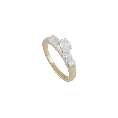 <p>14k Yellow Gold?Diamond Ring</p>
