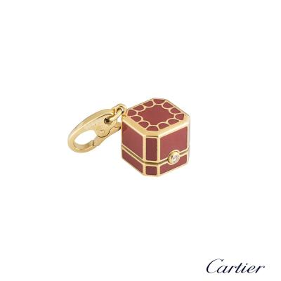 <p>Cartier Yellow Gold Box Charm</p>
