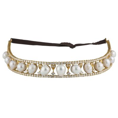 <p>Yellow Gold Diamond and Pearl Tiara</p>
