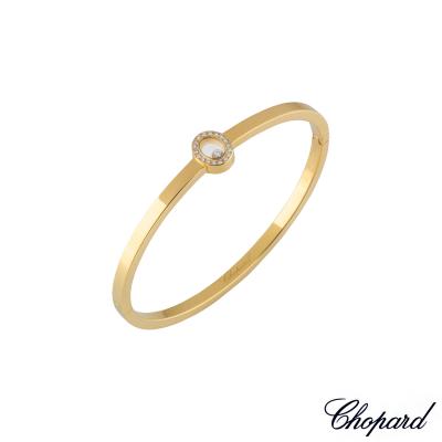 <p>Chopard Yellow Gold Happy Diamonds Bangle <a href=\"tel:85/3875-20\">85/3875-20</a></p>

