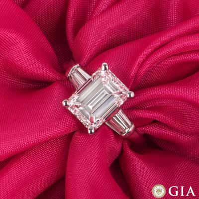 White Gold Emerald Cut Diamond Ring 3.02ct G/VVS2