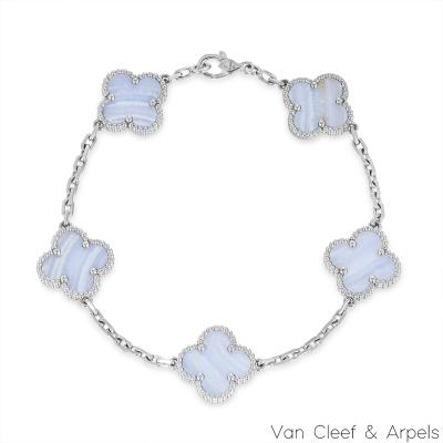 Van Cleef & Arpels White Gold Chalcedony Vintage Alhambra 5 Motif Bracelet VCARD34700
