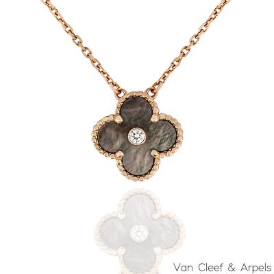 Van Cleef & Arpels Limited Edition 2014 Grey Mother Of Pearl Vintage Alhambra Holiday Pendant VCARO5SX00
