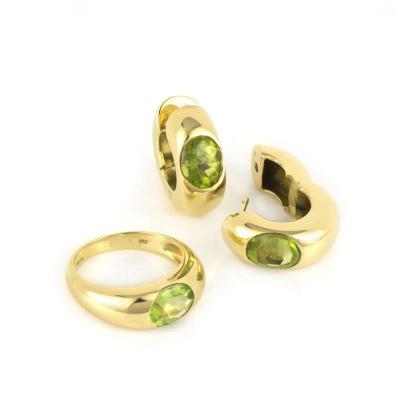 18k Yellow Gold Peridot Ring and Earring Suite