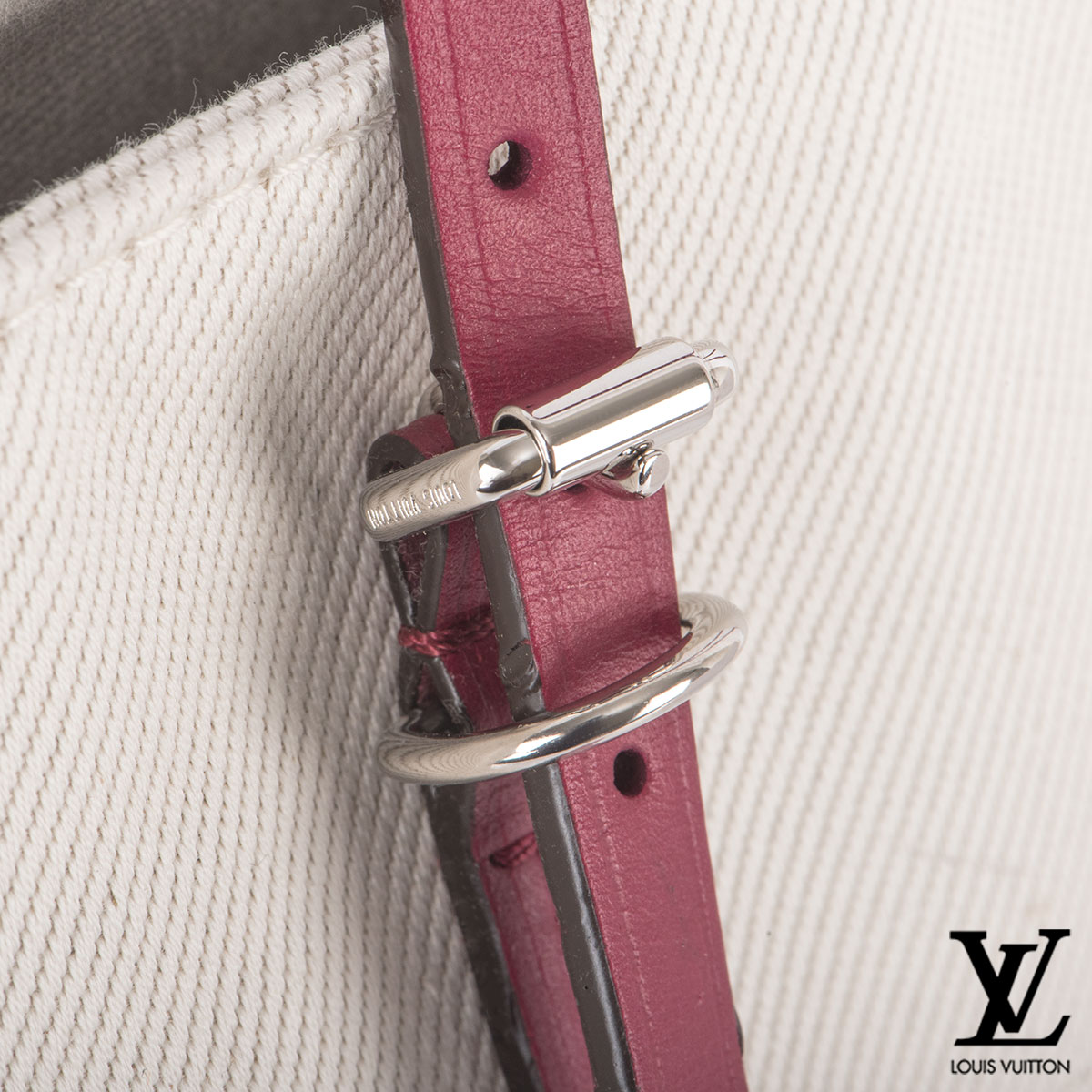Louis Vuitton White Canvas Capri Articles De Voyage Cabas GM Bag | Rich Diamonds