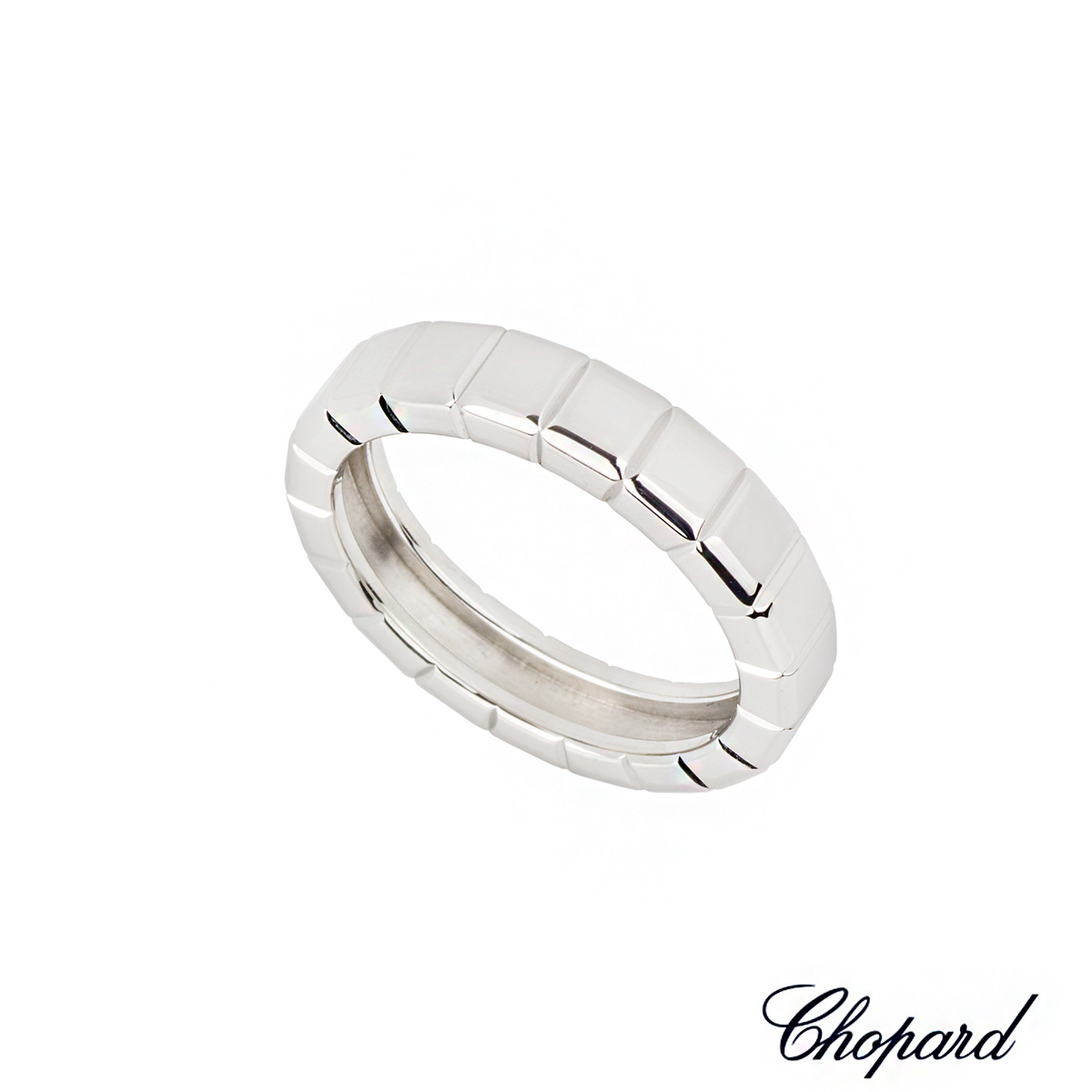 Chopard 18k White Gold Ice Cube Ring 82 7407 Rich Diamonds Of Bond Chopard 18k White Gold Ice Cube Ring 82 7407
