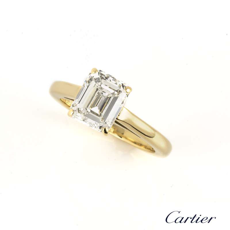 Ellendig Optimistisch overeenkomst Cartier 18k Yellow Gold Emerald Cut Diamond Ring 1.84ct E/VS1 | Rich  Diamonds