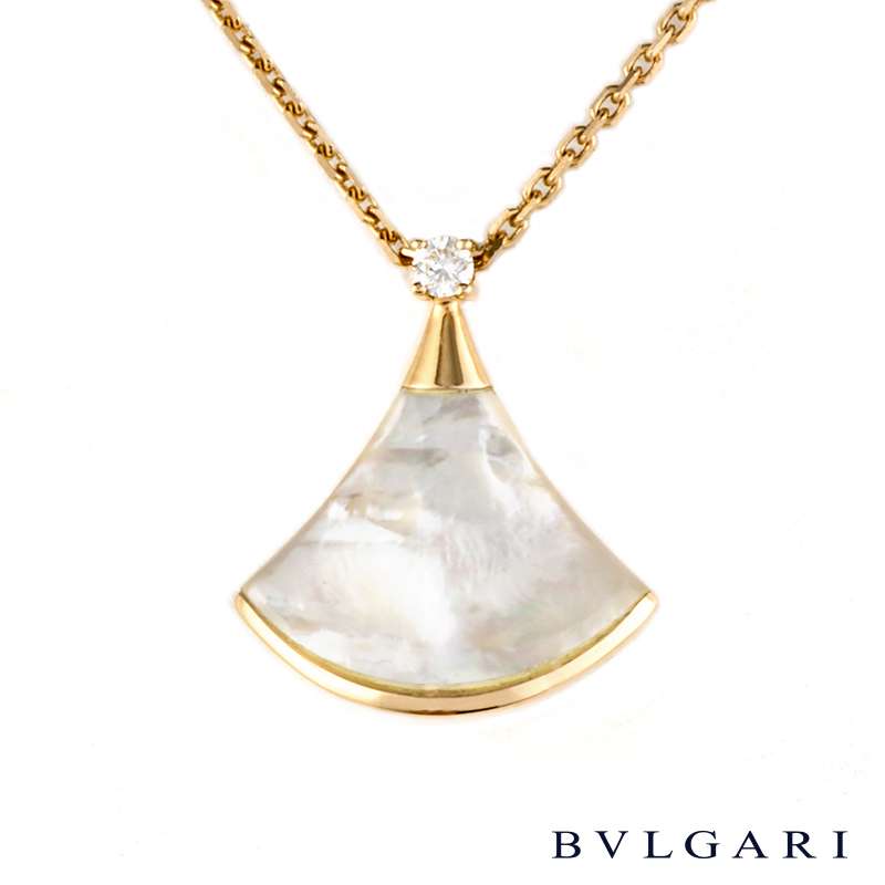 bulgari diva necklace mother of pearl