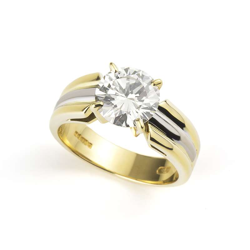 18k Yellow Gold Round Diamond Ring 2.01ct N/VVS1 | Rich Diamonds