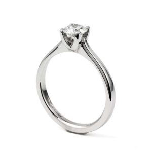 0.50ct D/VS1 Round Diamond Ring