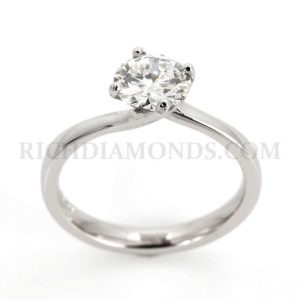 1.05ct I/SI1 Round Diamond Ring