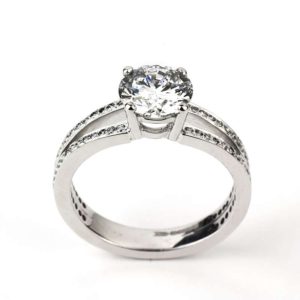1.46ct D/VS1 Round Diamond Ring