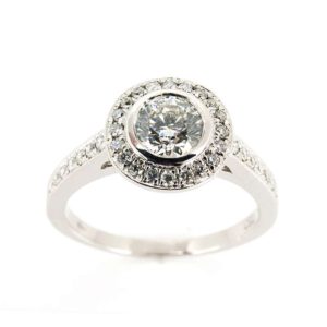 0.70ct G/SI2 Round Diamond Ring