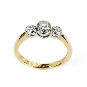18YG 3 Stone Diamond Ring 0.50TDW