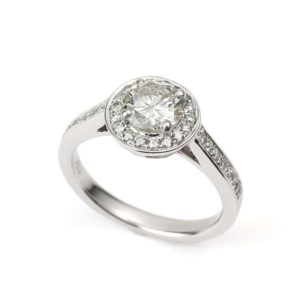 18WG 0.82ct H/VS2 Diamond Cluster Ring