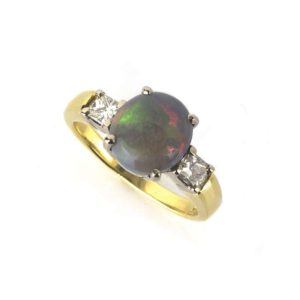 18k Yellow Gold Opal and Diamond Ring 0.36ct H/VS2