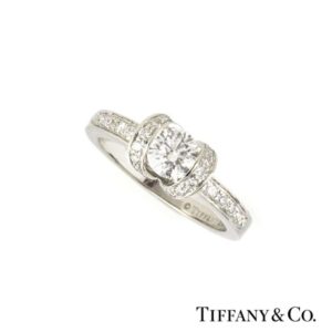 Tiffany & Co Round Brilliant Cut Diamond Ribbon Ring in Platinum 0.48ct H/VVS2