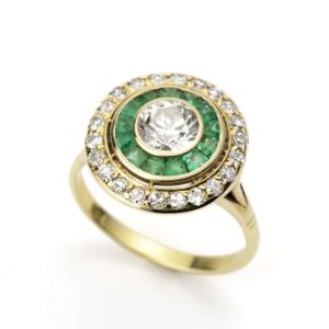 18YG Diamond and Emerald Cluster Ring
